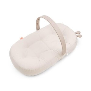 Done by Deer Cozy lounger w. activity arch Raffi Sand - Nordbaby