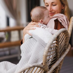 BabyOno Puuvillane tekk fliisvoodriga 75x100cm Grey - BabyOno