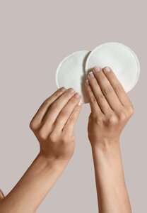 Carriwell Washable Breast Pads 6´s white
 - Lansinoh